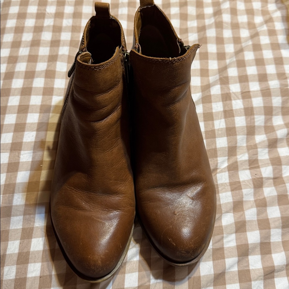 Lucky Brand Tan Leather Boots